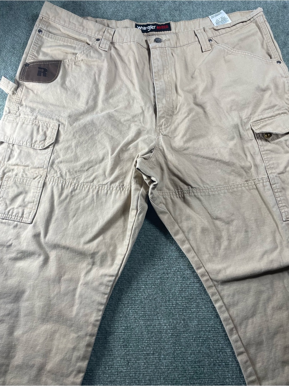Wrangler Men's Khaki Riggs Workwear Cargo Pants with Utility Pockets